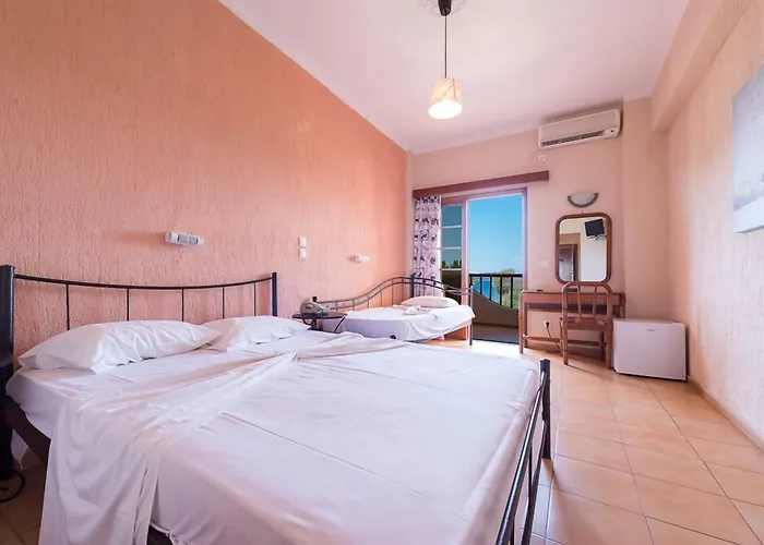 Отель Galaxy 2*