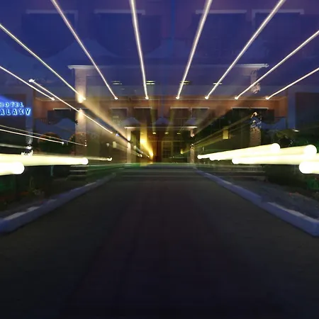 Galaxy Otel 2*